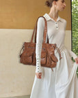 Even light clothing can exude confidence. AngelKiss bags add a touch of sophistication to everyday life.