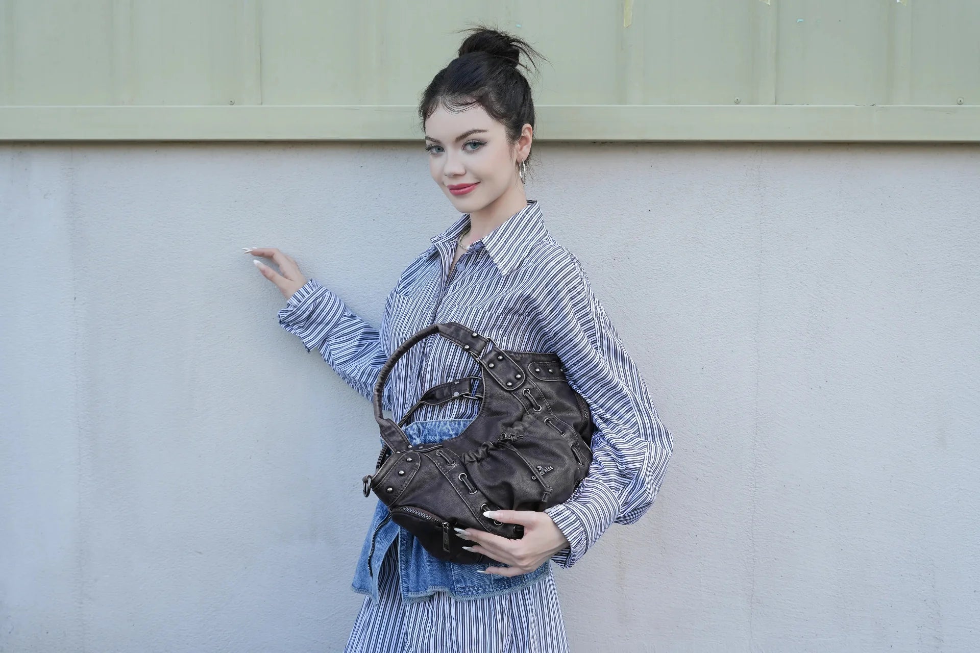 Drawstring Detail Shoulder Bag – Casual Convertible Crossbody